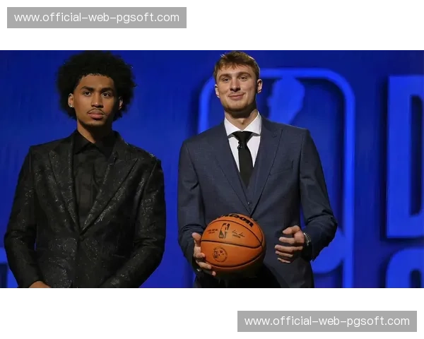 篮网15胜38负彻底推倒重建 休赛期将全力追逐弗拉格